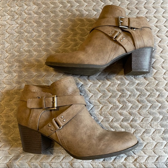 Indigo Shoes - 💜 Indigo rd. Gray Booties